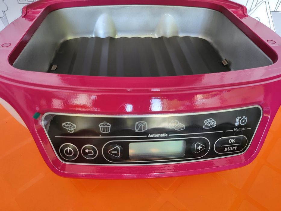 Уред за десерти и сладкиши Tefal Cake Factory Delices кейкове мъфини