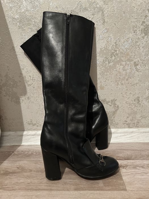 Продам кожанную обувь