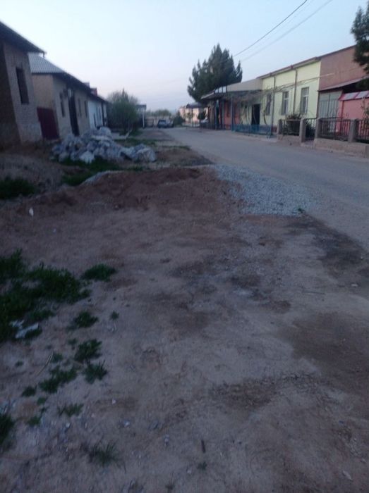 Narpay sentrdan hovli sotiladi