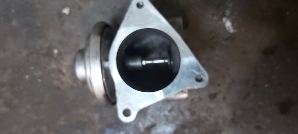 Егр голф5 оригинален