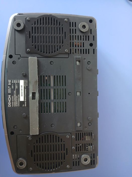 Denon S-52 Docking Ipod , radio AM-FM cu CD  , Internet  Radio