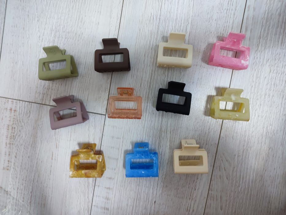 Заколки и крабики