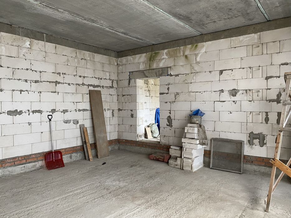 Продам недостроенный дом