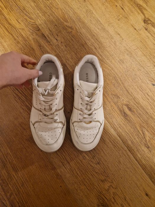 Adidasi guess originali