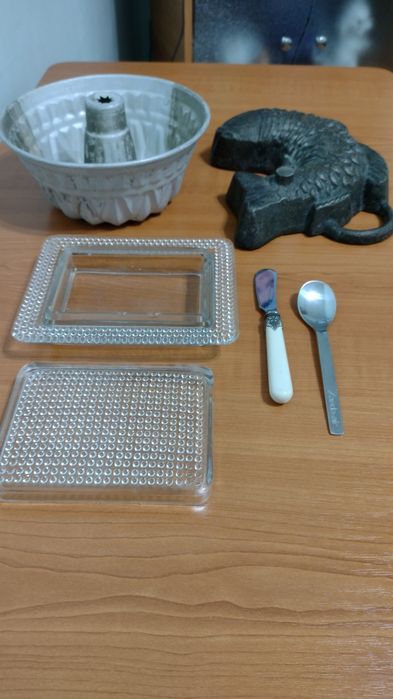 'Cuțit unt / Untieră/ linguriță / cucte alimentare /altele