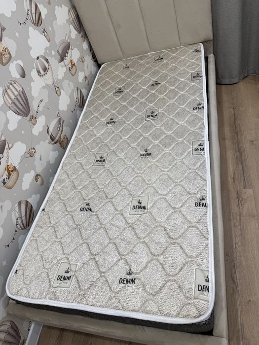 Продам новый матрас 90’200