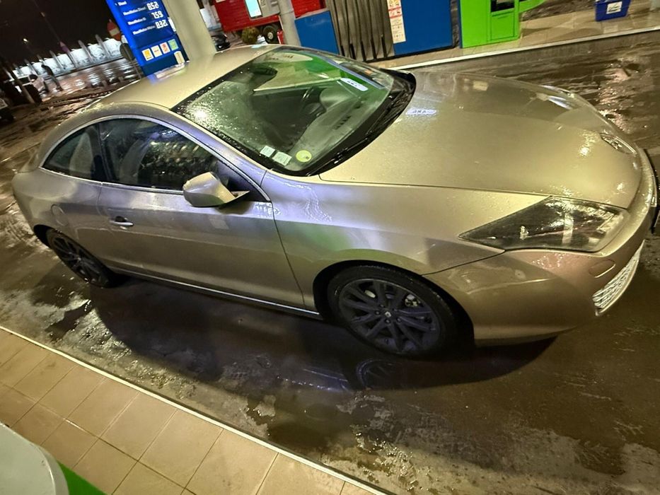 vand /schimb renault laguna 3 coupe