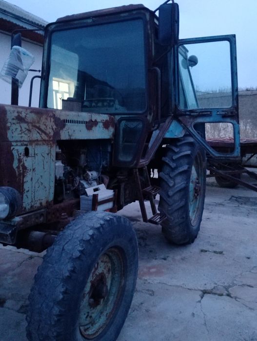 Traktor mtz 80.  1992 yil
