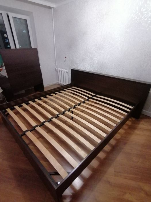Кровать двухспальная