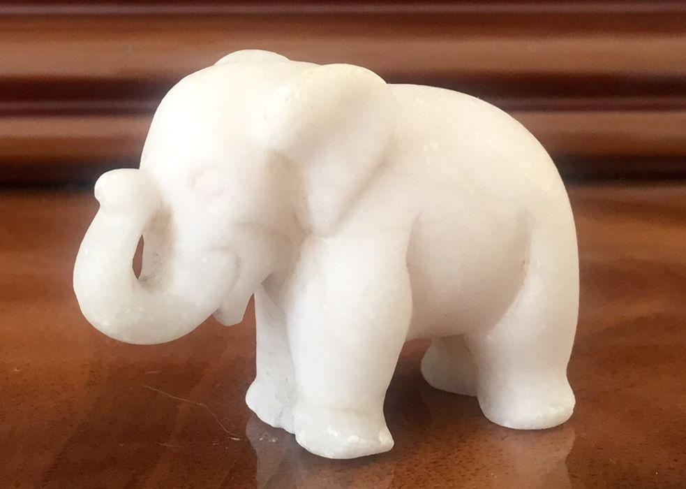 Слон камень натуральный
