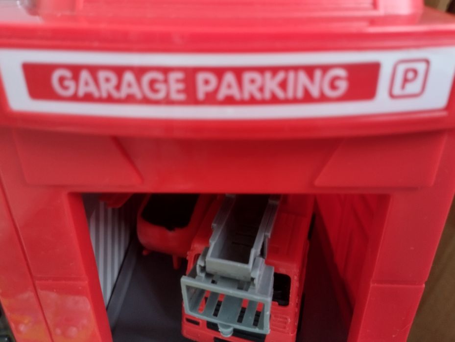 Игрушки Пожарная станция