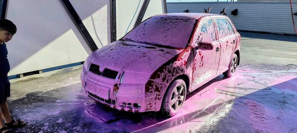 Skoda Fabia 2005 , 1.2 B, AC perfect functioanala , naveta, glovo,