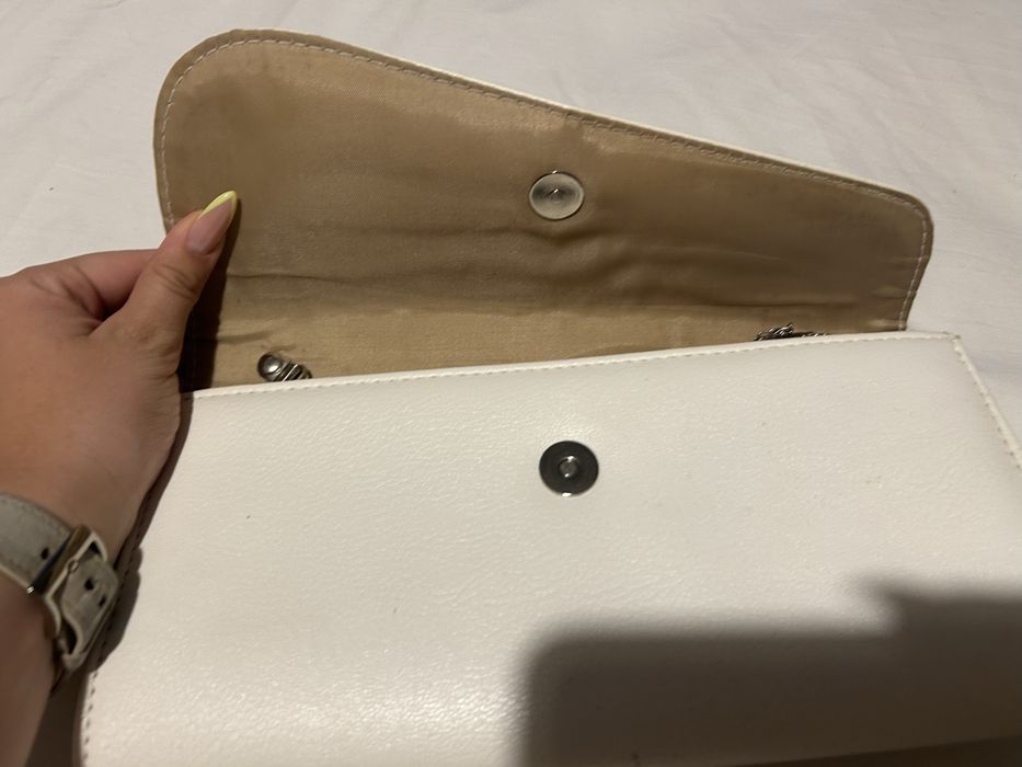 Клъч чанта ( официална)