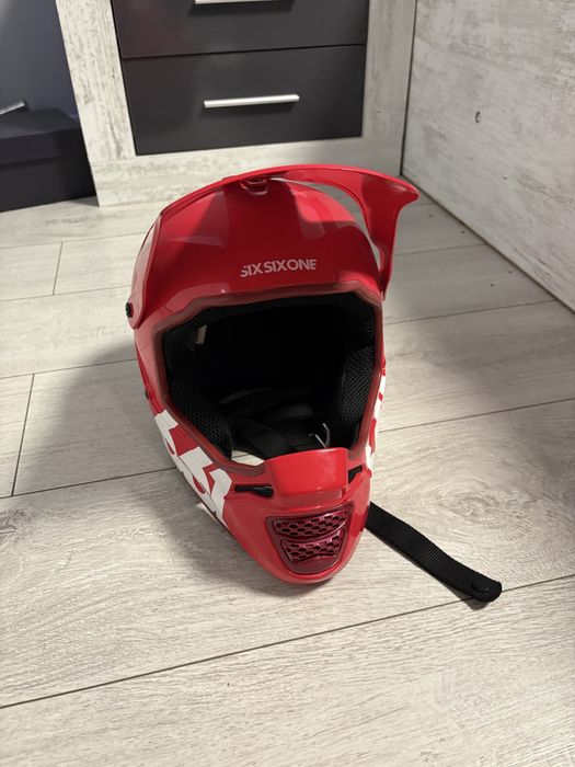 661 каска Reset Matador Red