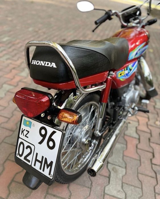 Новая оригинальная Honda CD 70