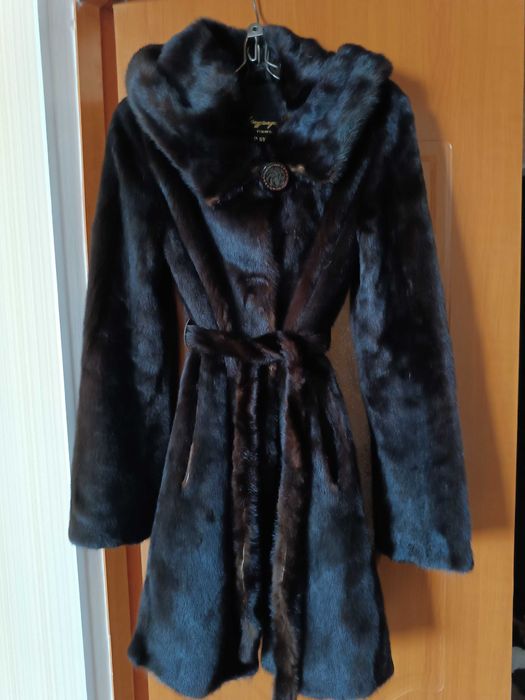 Шуба норковая продам