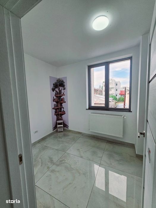 Camere - Cabinete   Obor Lizeanu