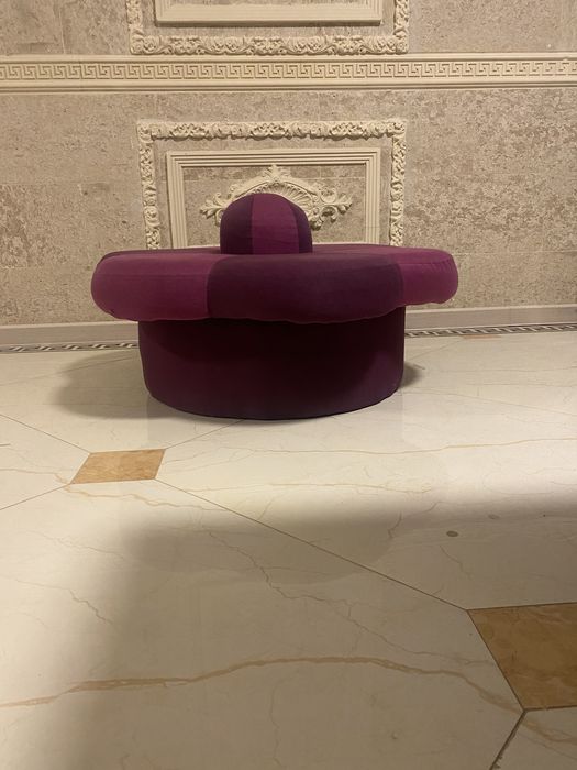 Пуфик в виде цветка