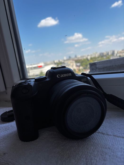 Canon R6 + obiectiv RF 35mm macro f1.8