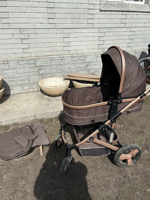 Коляска детскаяв хорошом состояний