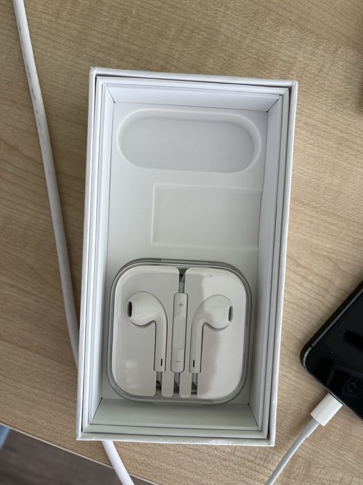 Оригинални Ipods, от Iphone SE