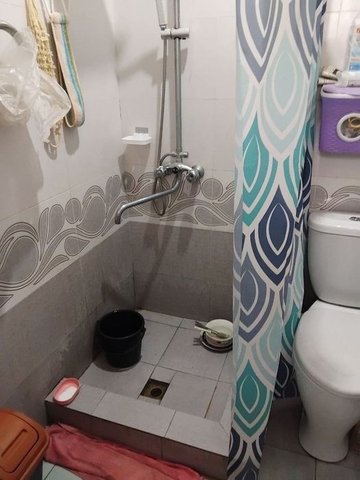 Продам 1 комн коттедж ( Общий двор) Яшнабад Сангород