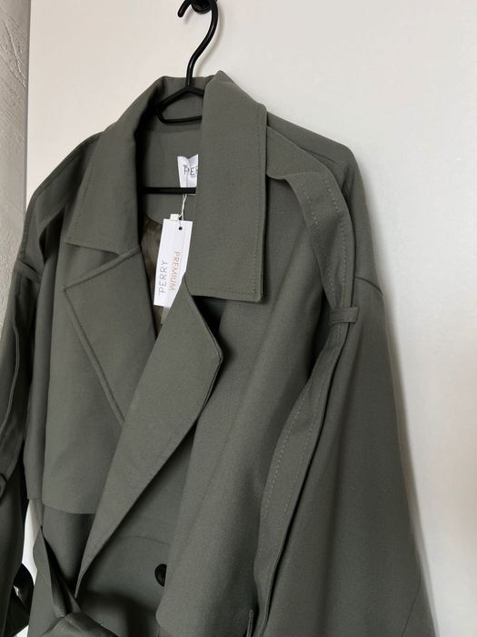 Тренчкот намалена цена