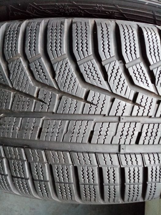 Anvelope de iarnă 235 55 18 Hankook