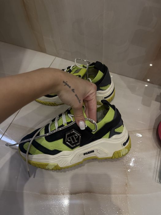 Оригинални обувки Philipp Plein,закупувани от сайта в отлично състояние,37ми номер