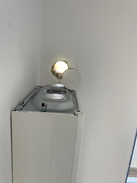 Găuri Profesionale în Beton, Cărămidă, BCA – Curat și Rapid!