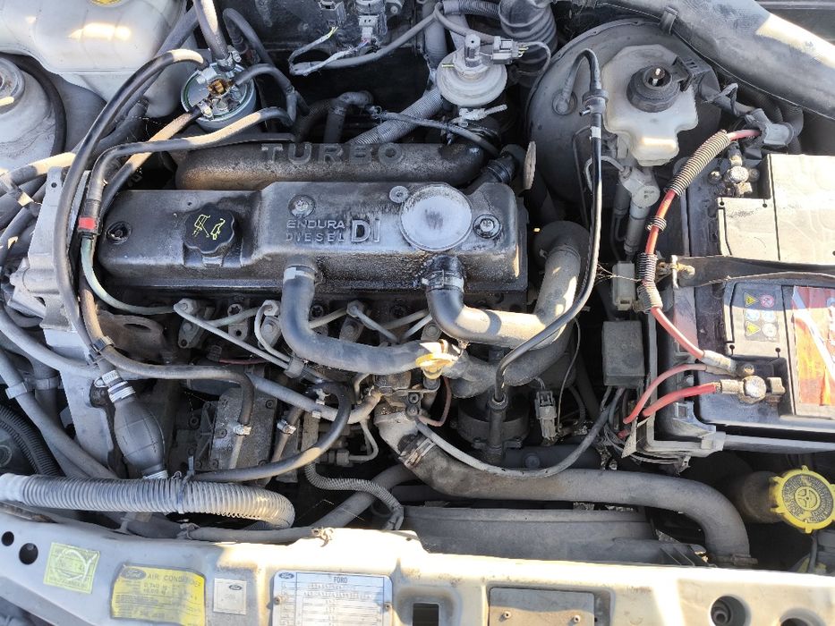 Форд фиеста 2001г. На части