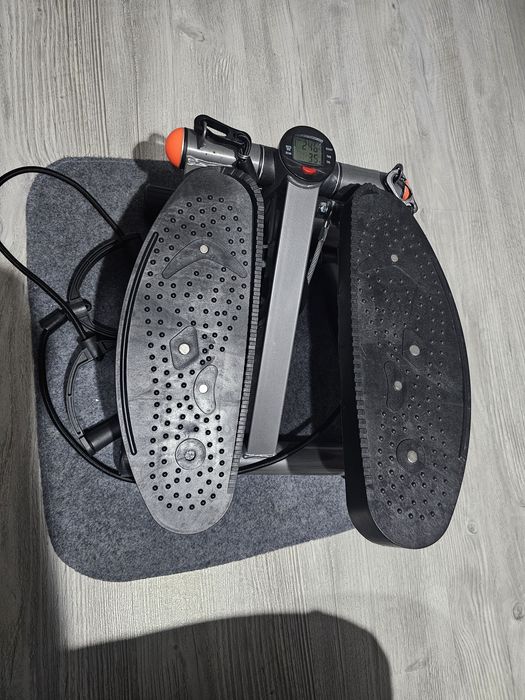 Stepper Compact  cu Benzi Fitness