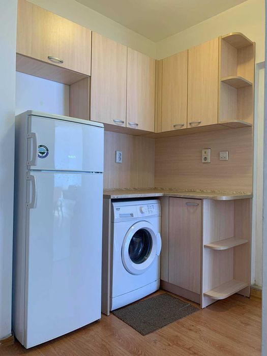 Дава се под наем Двустаен апартамент в Бургас, Славейков - 50 кв.м за 81.6 € - Снимка #6