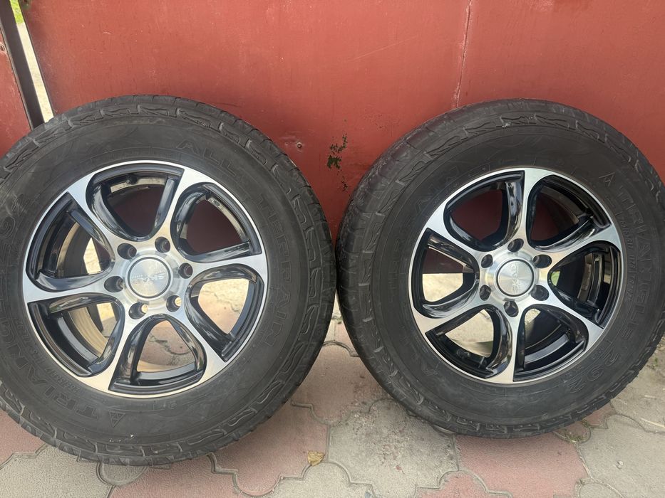 Комплект дисков с шинами