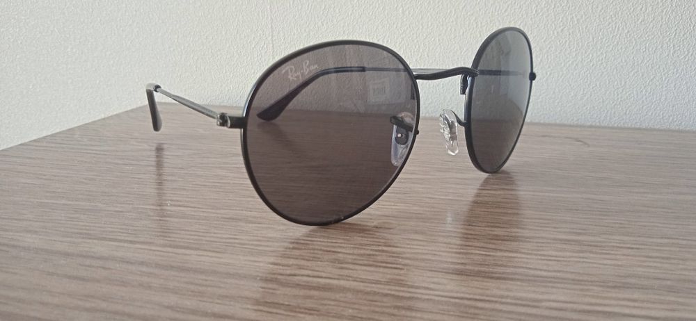 Очки Ray Ban в хорошем состоянии