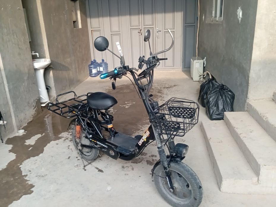 Срочно дронго вело скутер сотилади