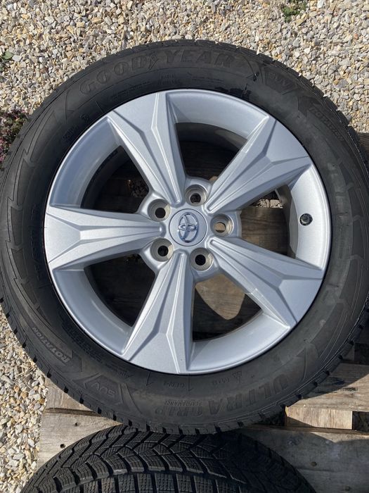 17 цола 5 х 114.3 мм Тойота C-HR , Аурис , Toyota Auris