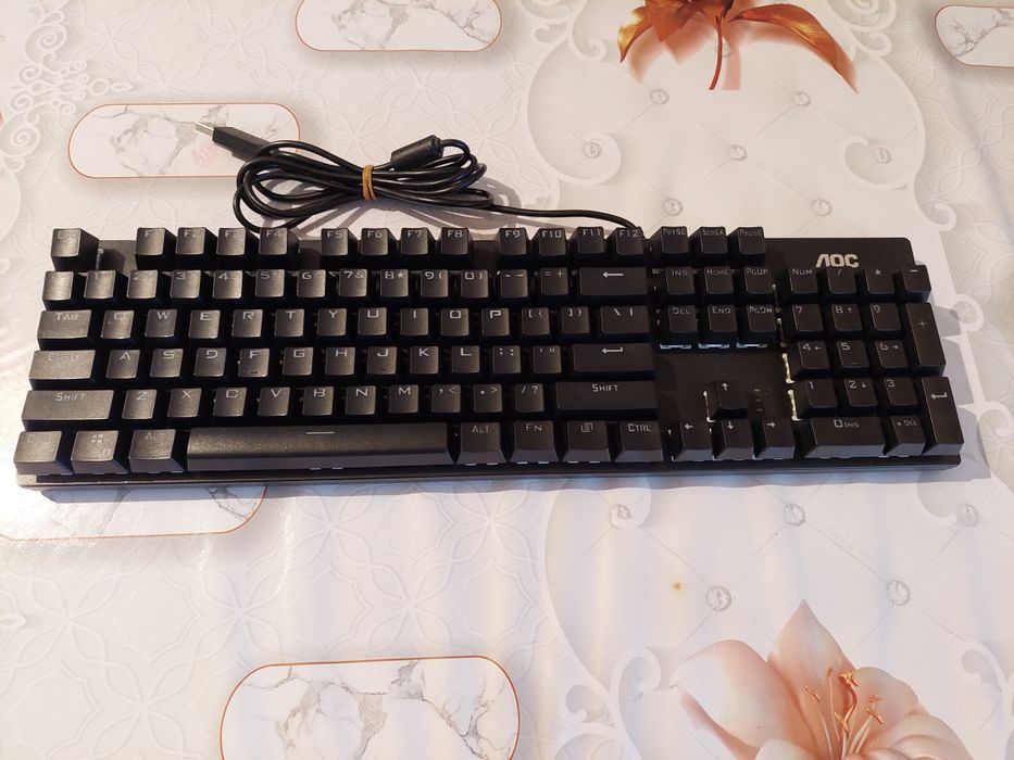 Механическая клавиатура AOC