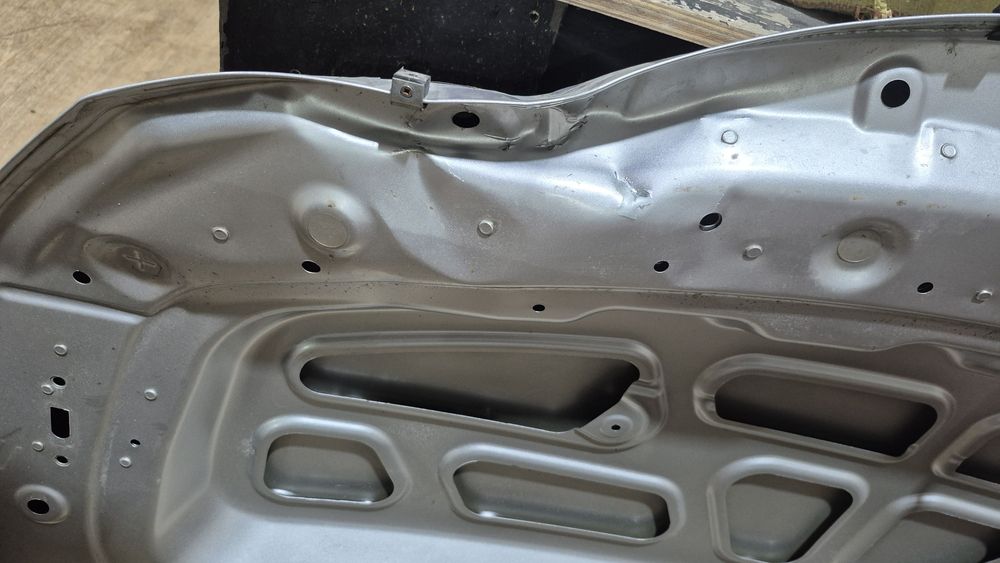 Капот для кобальт и телевизор