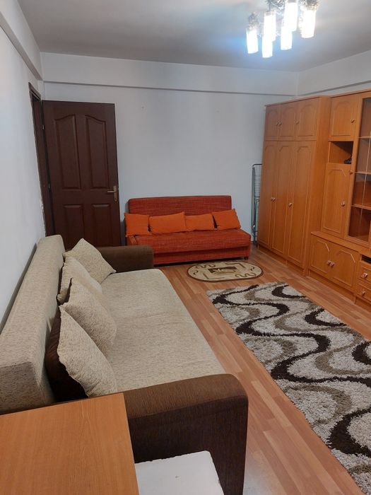inchiriez apartament 2 camere str Stejarului  Floresti