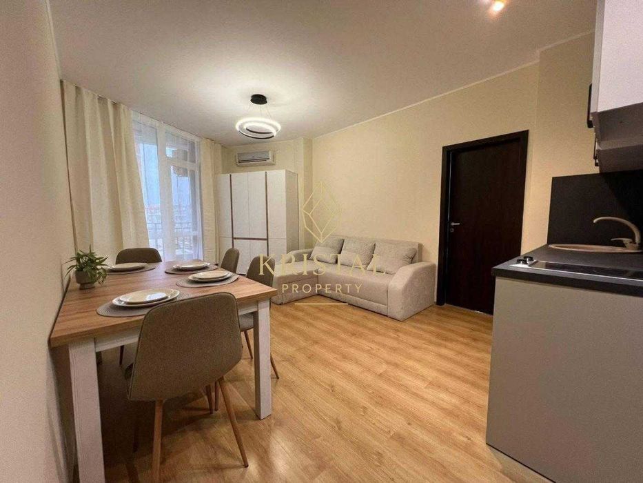 ID: 753 Продава се. Двустаен апартамент на брега на морето в Свети Влас