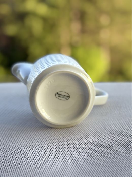 Превъзходна КАНИЧКА за мляко-БАВАРСКИ ПОРЦЕЛАН  Mitterteich- НОВА !!!