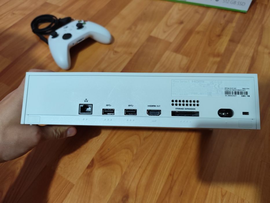 Xbox series S 512gb intretinut si nefolosit