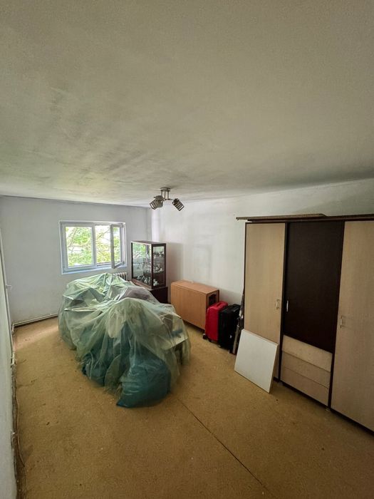 Apartament cu 3 camere