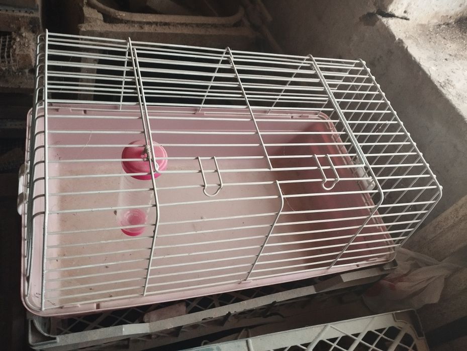 Клетка для грызунов,отличная.