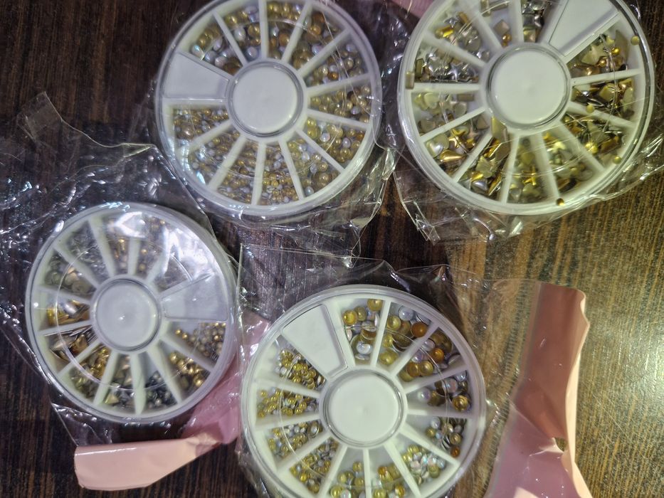 Декор для ногтей