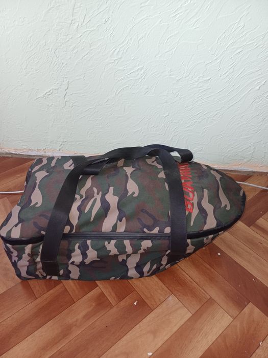 Продам прикормочный кораблик Botman