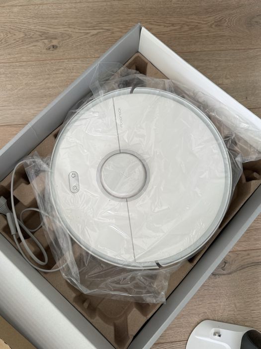 Робот-пылесос электронный, б/у