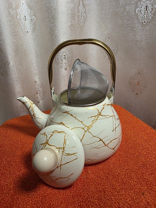 Продам чайник 1 литр