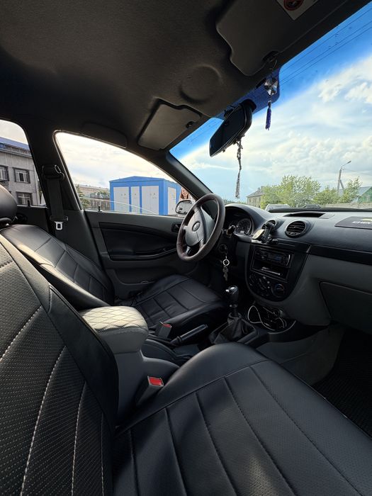 Chevrolet lacetti 1.6 2010год
